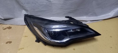 Opel astra k v лампа правий перед 39158006 фото №1
