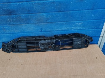 Решітка радіатора audi a6 c8 4k0807233 фото №1