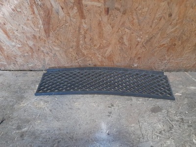 Решітка w бампер перед e65 e66 51117135573 фото №1