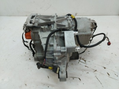 Tesla model 3 lift 2024 highland двигун електричний задня фото №1