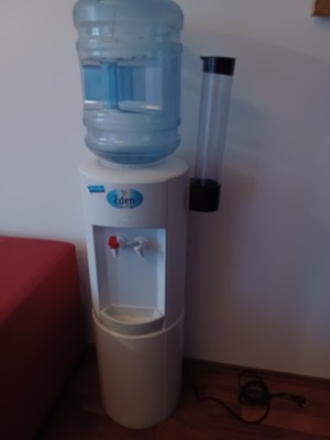 Dystrybutor do wody Oasis, woda galonowa zimna, gorąca, na butle 18,9 litra