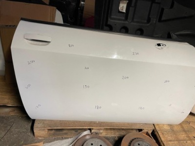 Dodge challenger 2015-2024 дверь правое oem фото №1