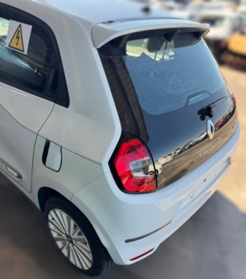 Renault twingo iii lift крышка багажника задняя задняя багажника стекло фото №1