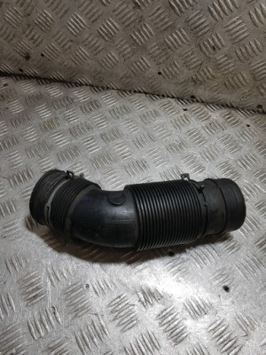 Шланг труба воздуха audi q7 4.2 fsi 2007 7l8128684 фото №1