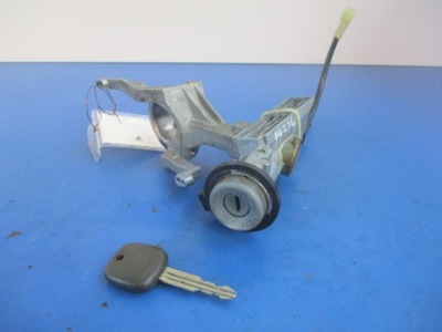 Daihatsu yrv i автоматична коробка передач замок запалювання ключ 337818 фото №1