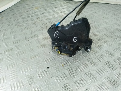 Замок дверь левый перед toyota corolla verso ii фото №1