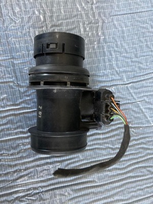 Расходомер mini cooper r50 7798107 22204-33010 фото №1