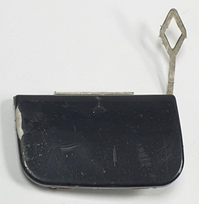 Заглушка фаркоп бампера перед 696 mercedes w169 a1698850581 фото №1