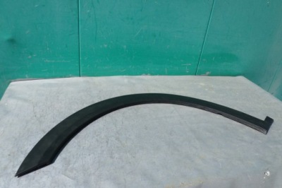 Superb iii 3v scout молдинг крила лівий перед фото №1