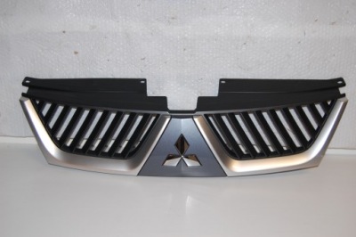 Mitsubishi outlander ii 2006-2009 решітка радіатора решітка радіатора 7450a038 фото №1