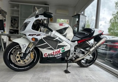 Honda VTR SP-1 V-Twin GPR Kultowy Superbike Ra...