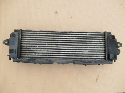 Vivaro trafic интеркулер 8200411160c фото №1