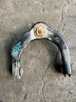 210 jeep grand cherokee wk2 рычаг верхний левый фото №1