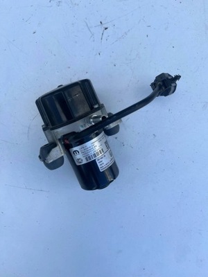 Jeep cherokee kl lift насос тормозная p68290533aa фото №1