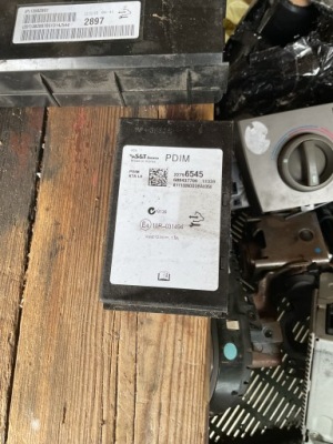 Модуль блок керування pdim chevrolet orlando 22796545 фото №1