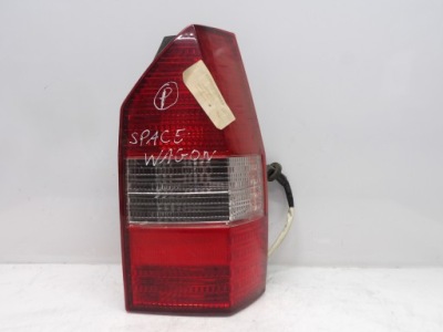 Лампа правая задняя mitsubishi space wagon фото №1