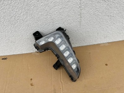 Протитуманна фара led drl правий hyundai ioniq 4 iv 92208-g2000 фото №1