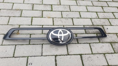 Решётка радиатора решётка радиатора toyota hilux фото №1