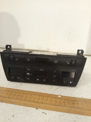 Audi a6 c5 панель обдув 4b0820043ad 5hb00760453 фото №1