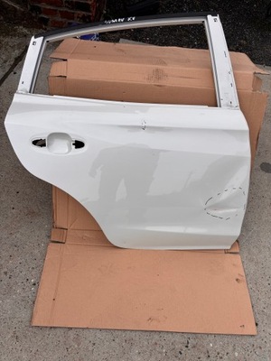 Subaru xv двері праве задні задня фото №1