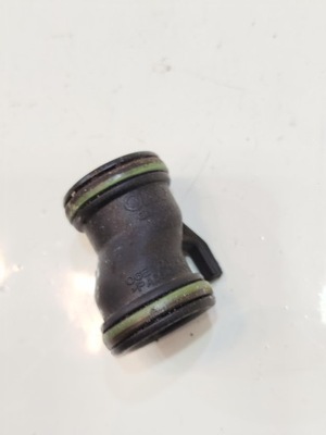 Труба вентиляційна audi a7 c7 06e103213 фото №1