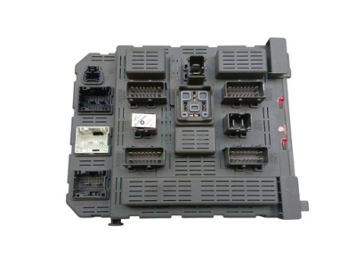 Модуль bsi коробка предохранителей peugeot 607 9645585480 фото №1