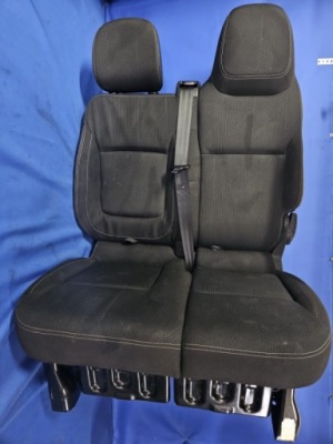 Сидіння заднє сидіння пасажира європа  renault trafic 3 фото №1