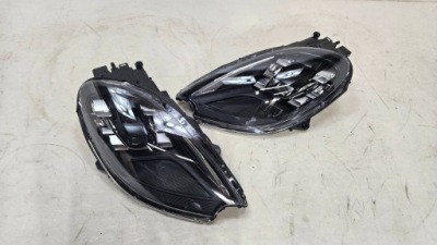 Фара ліва правий перед porsche macan gts full led 95b941005f 95b941006f фото №1