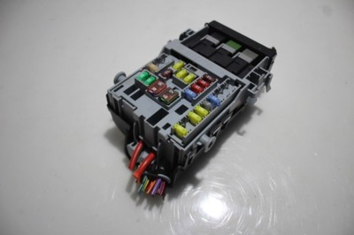 Коробка предохранителей cruze lift 2.0vcdi фото №1