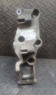 Кронштейн генератора renault оригинальный номер 117109477r фото №1