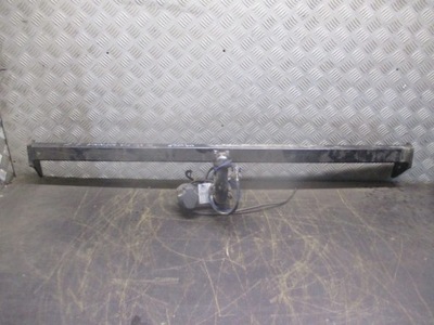 Hak задня toyota sienna 03-10r фото №1