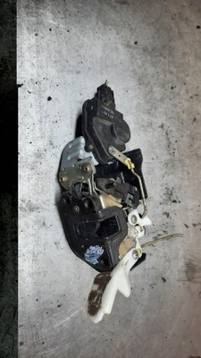 Замок дверь правый задняя 4 pin hyundai santa fe i 01r фото №1