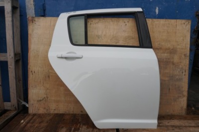 Suzuki swift mk6 iii дверь правое задние 26u nr.62 фото №1