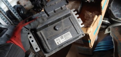Mec32-040 бортовой компьютер nissan micra k12 1.2 фото №1