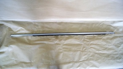 Hyundai elantra vii молдинг двері лівий перед фото №1