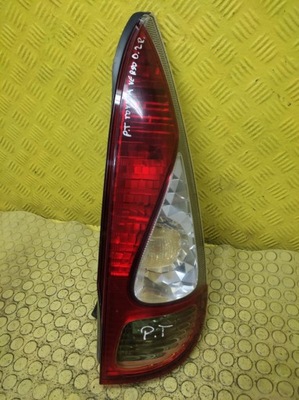 Toyota yaris verso лампа правый задняя фото №1