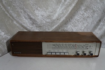 RADIO GRUNDIG RF-410