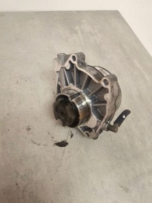 Насос вакуум opel astra j 2.0 дизель 55205446 фото №1