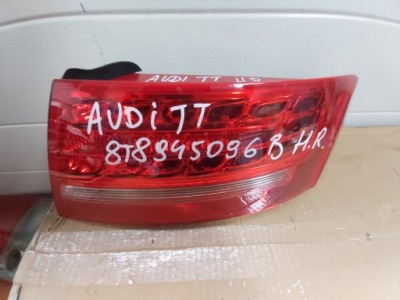 Audi tt 8t8945096b лампа правий задня фото №1