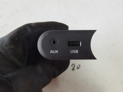Kia ceed 2 ii 12-16r роз'єм usb aux 96120-a2000 фото №1