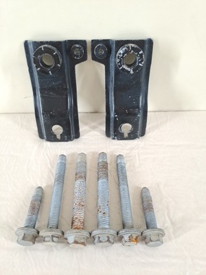 Болти кріпильні підрамник передній підвіска перед toyota proace city 22r фото №1