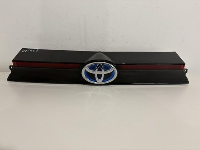 Toyota yaris cross 21- накладка крышки багажника 76801-0d760 фото №1