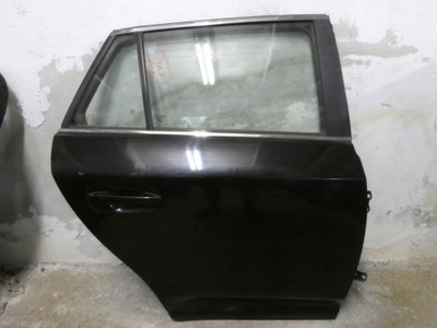Двері ліва лівий задня задні toyota avensis t27 kombi фото №1