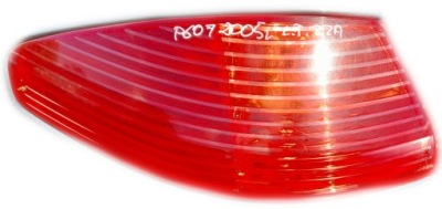 Peugeot 607 лампа левый задняя левая задний крыло sedan фото №1