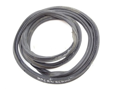 Прокладка кришки багажника задня задня porsche macan 95b фото №1