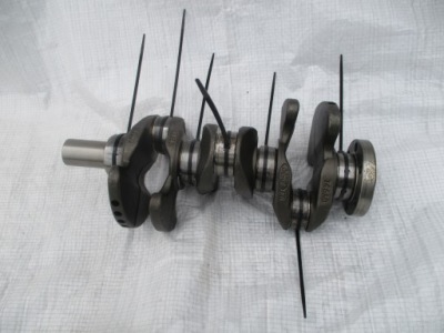 Wał коленчатый ford fiesta focus mk3 1.0 ecoboost фото №1