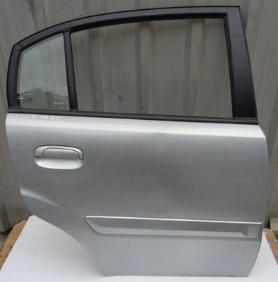 Kia rio ii lift 11 r дверь правое задняя 5d фото №1