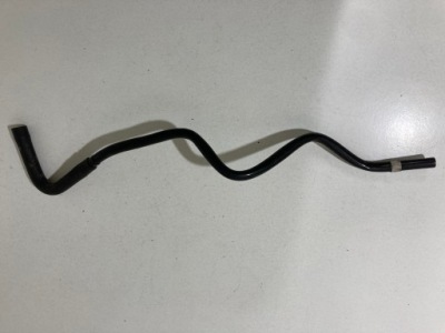 Ford mustang vi 3.7 2015+ трубка пабтрубок  шланг топливный фото №1