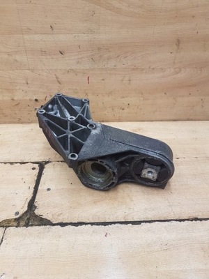 Кронштейн опора полуось mercedes w638 vito 2.2 cdi фото №1