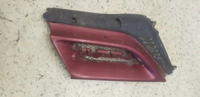 Решітка решітка радіатора бампера перед права alfa romeo 166 фото №1